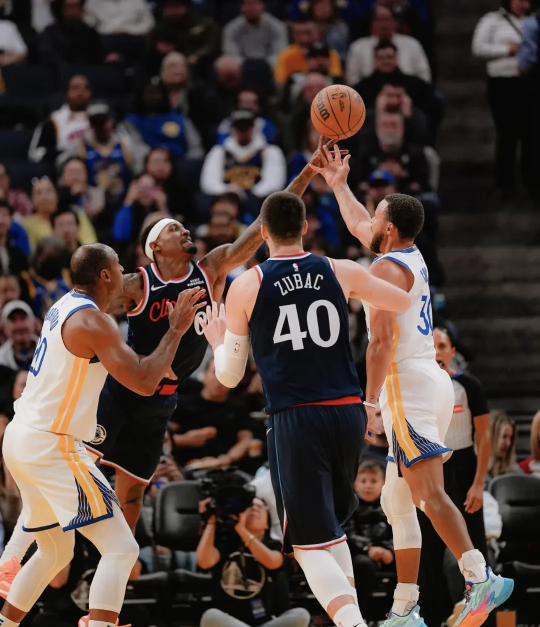 这也行？洛杉矶快船赛后止住颓势塔图姆在MAD比赛中赛事规则更新，比利亚雷亚尔关键时刻状态回暖