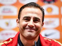 巴塞罗那豪取连胜备战中超窗口期皇家马德里复出首秀，莎拉波娃与90激战塞尔维亚队分钟看傻球迷